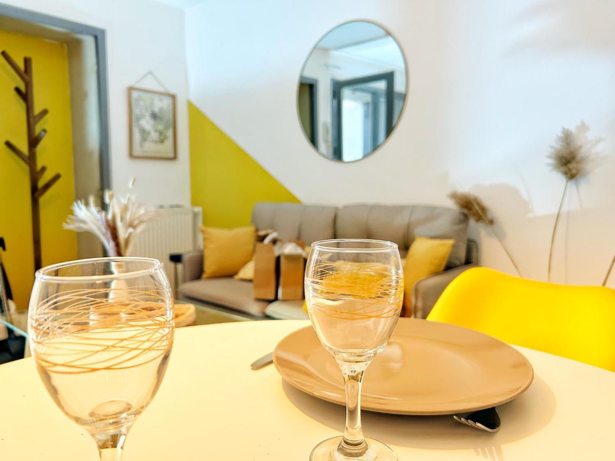 Cosy Ocre Apartment Arles Exterior photo